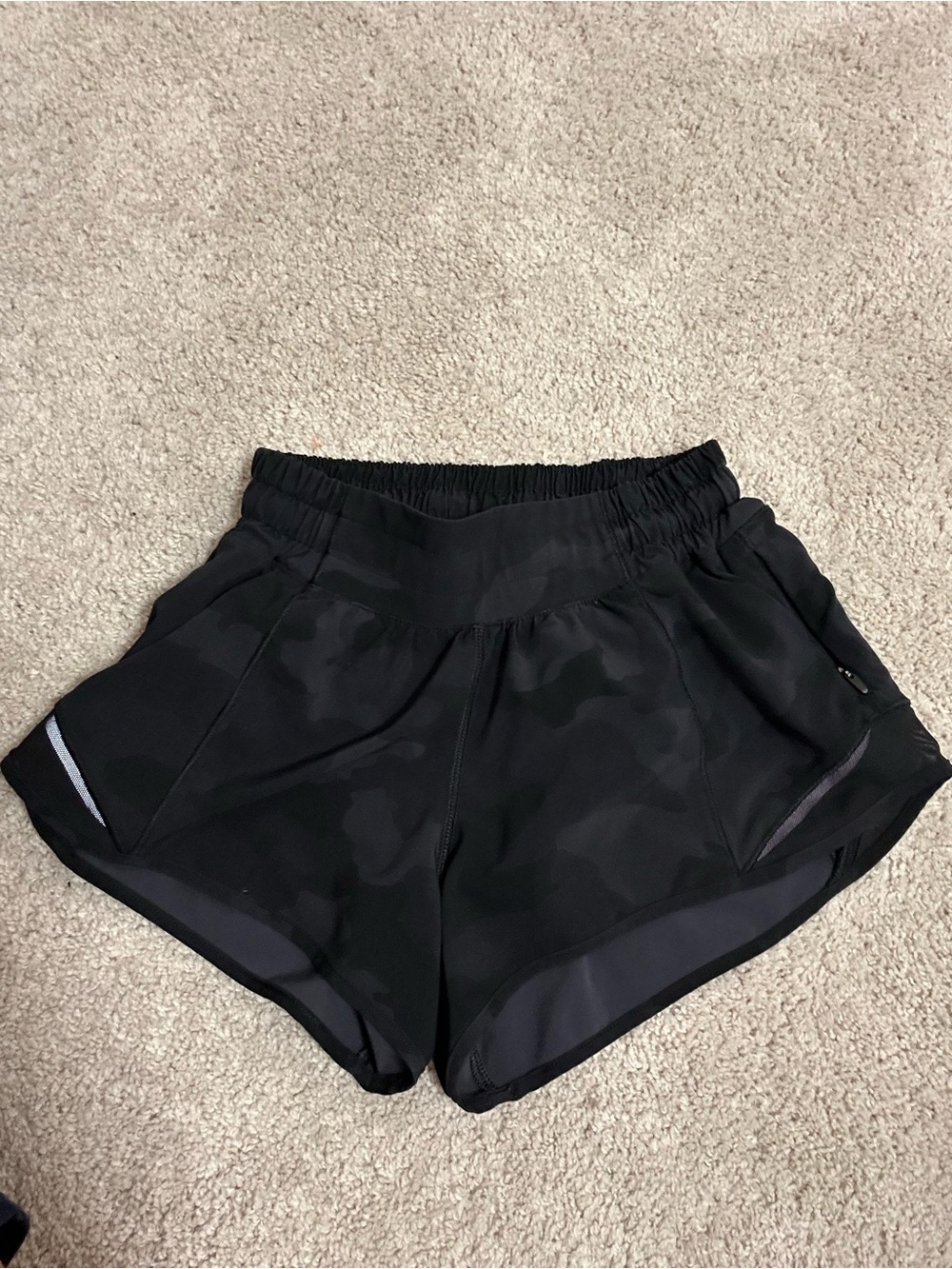 Lululemon camo Hotty Hot shorts